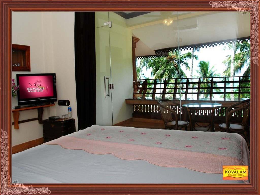 Kovalam Beach Hotel Bilik gambar