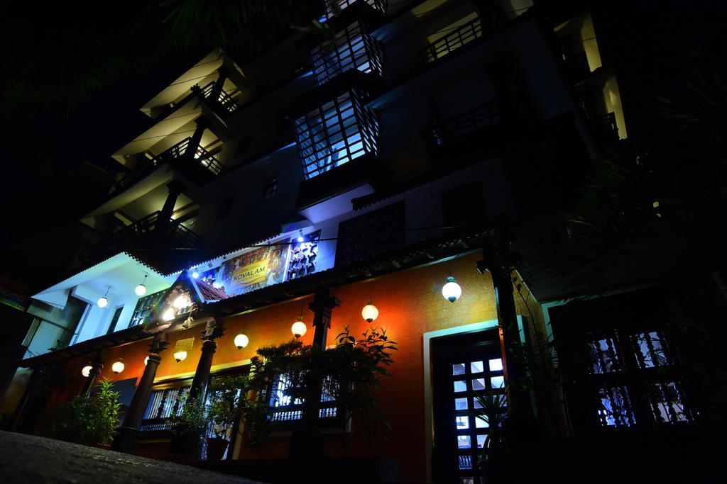 Kovalam Beach Hotel Luaran gambar