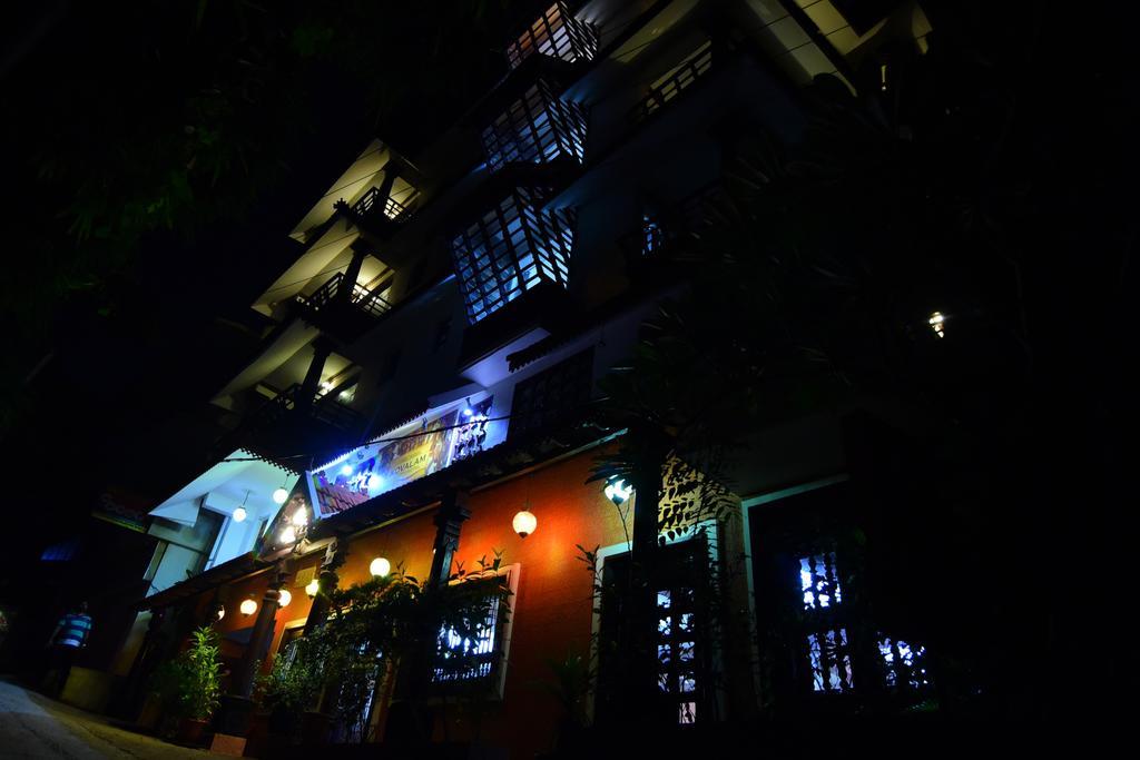 Kovalam Beach Hotel Luaran gambar