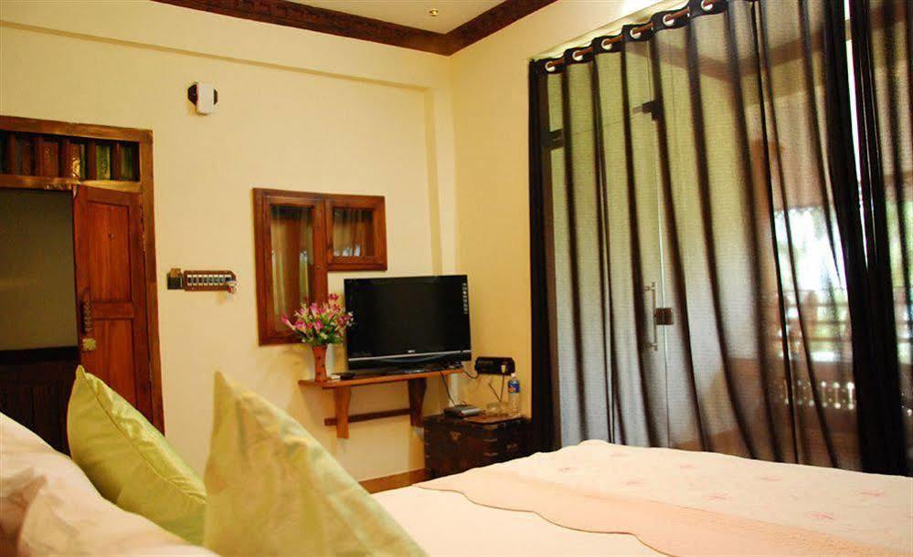 Kovalam Beach Hotel Luaran gambar