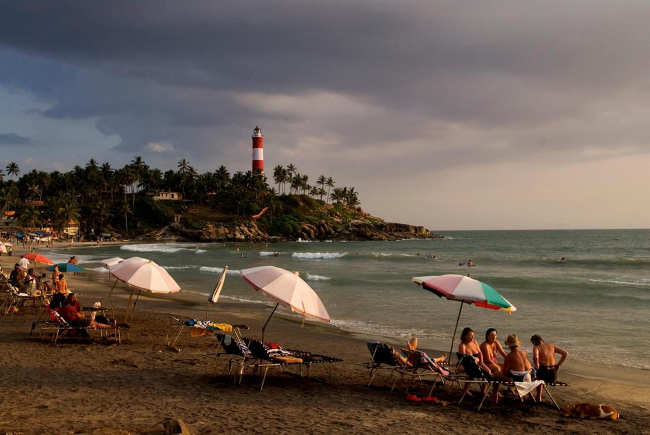 Kovalam Beach Hotel Luaran gambar