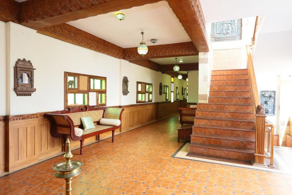 Kovalam Beach Hotel Luaran gambar