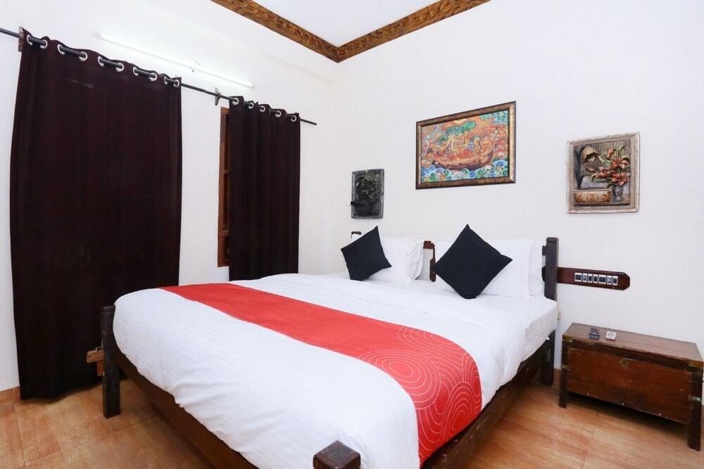 Kovalam Beach Hotel Luaran gambar