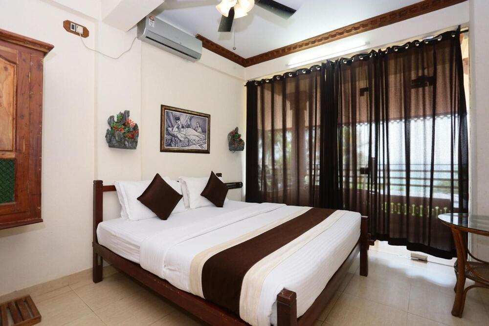 Kovalam Beach Hotel Luaran gambar
